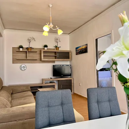 Apartment Amazing 3bedroom In Capuchinos By Easytrip